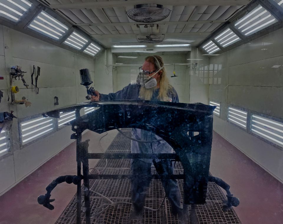 Axelrod-Painter-painting-fender-for-Axelrod-Feet-Services