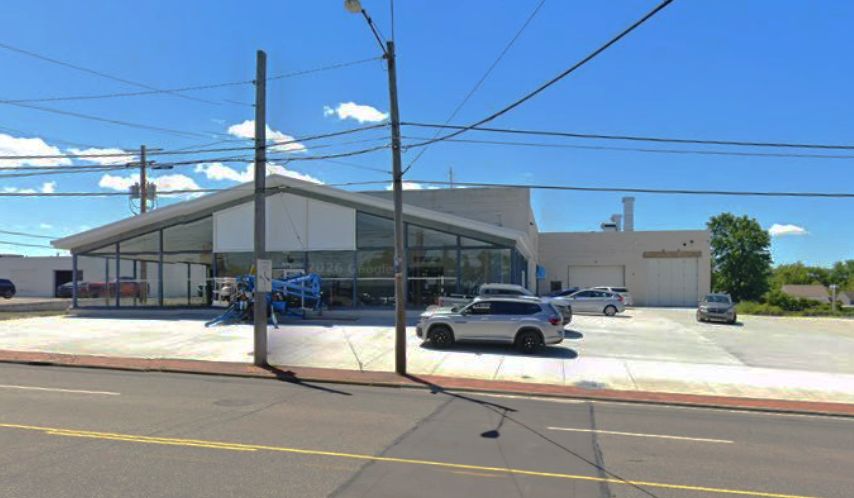 Axelrod Truck & Fleet Collision Repair 6767 Brookpark Rd Cleveland, OH 44129